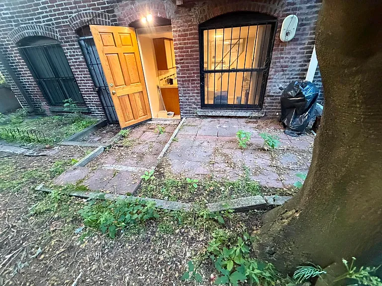 36 Sussex St #1 — Photo 9
