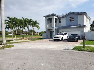 12900 SW 203rd Ln, Miami, FL 33177