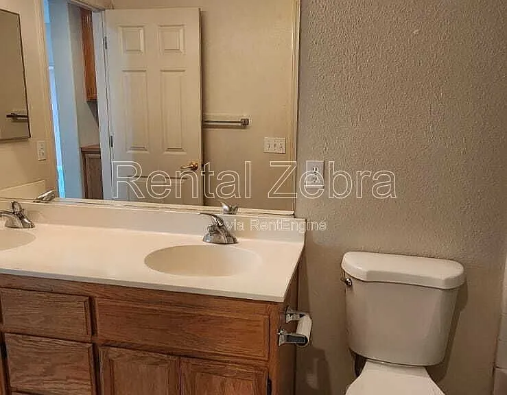 3795 Swan Ave — Photo 13