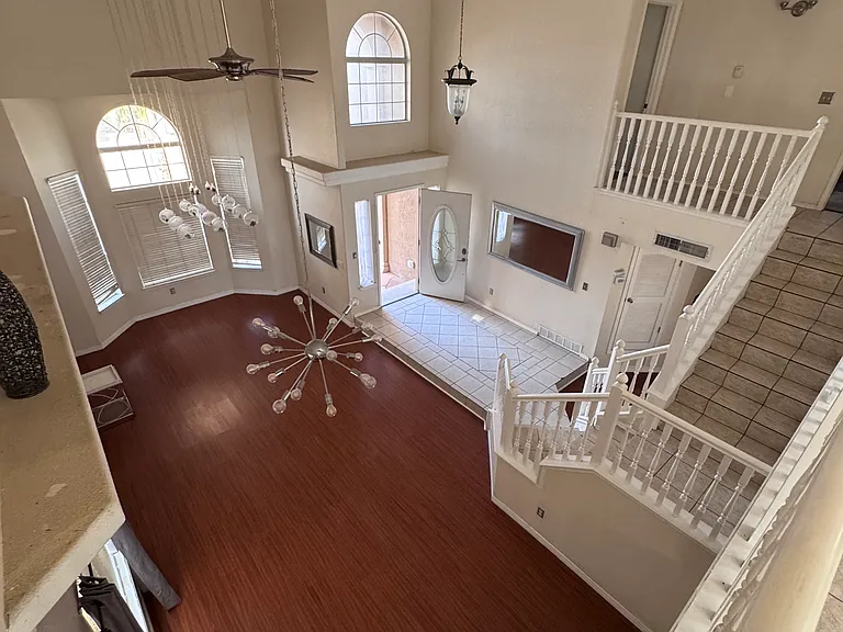 12176 Dos Rios Dr — Photo 2