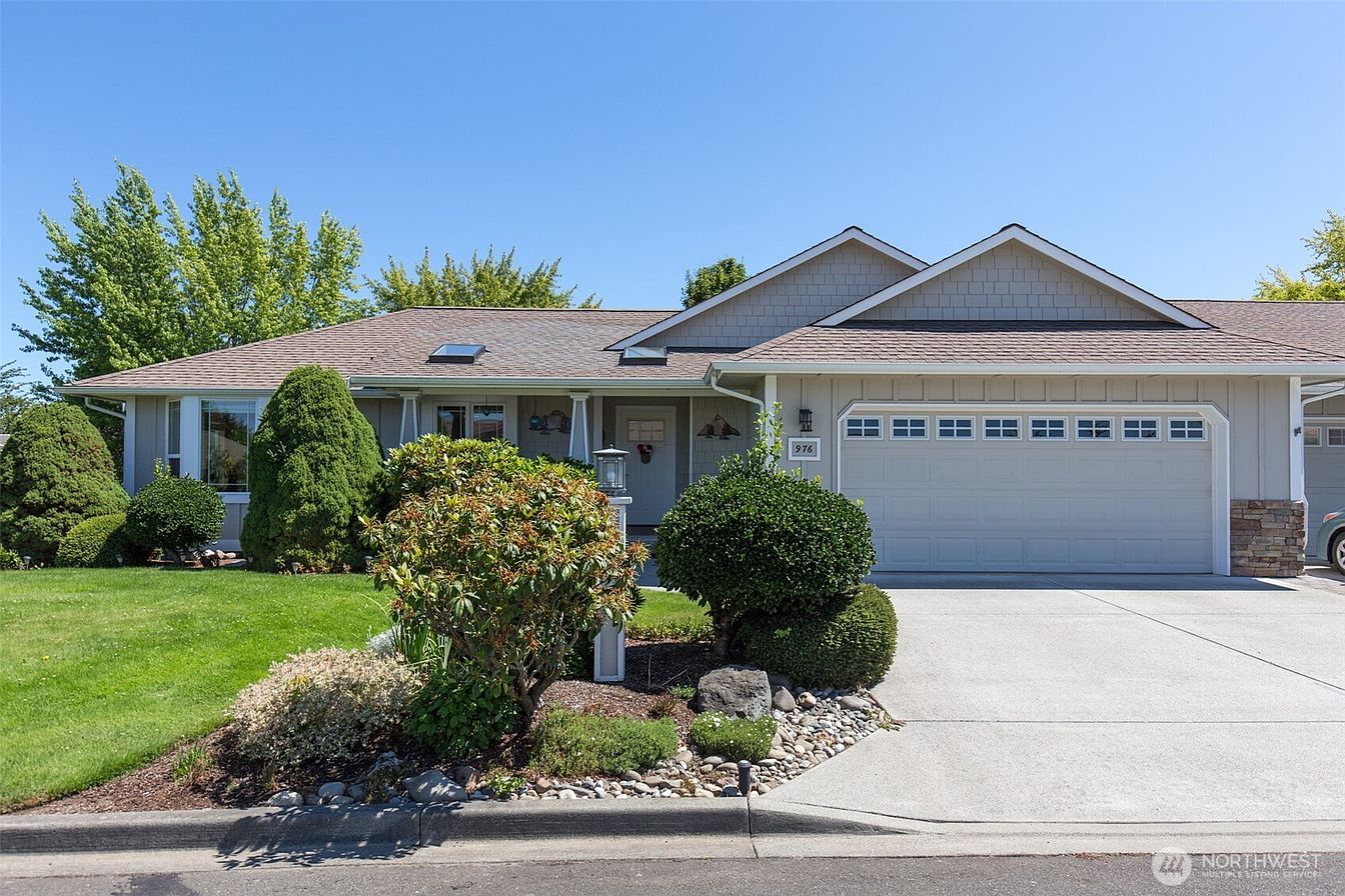 1st image of 976 N Minstrel Road