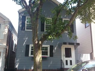 512 E 4th St, South Boston, MA 02127