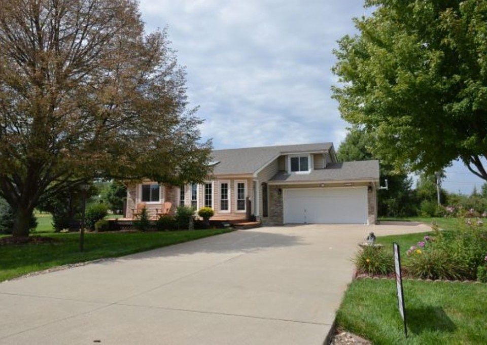 1st image of 2518 Overlook Cir