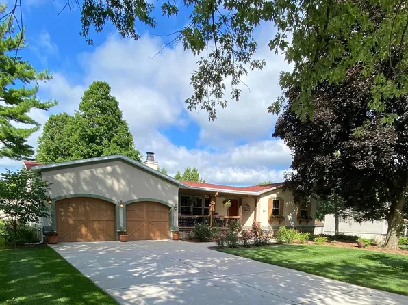 214 Johnson Street, Cambridge, WI 53523