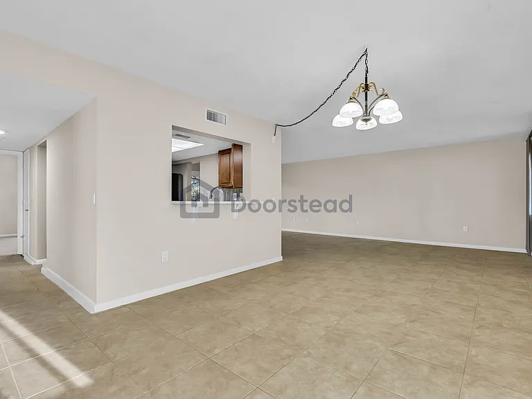 2733 Orchid Oaks Dr #202B — Photo 16