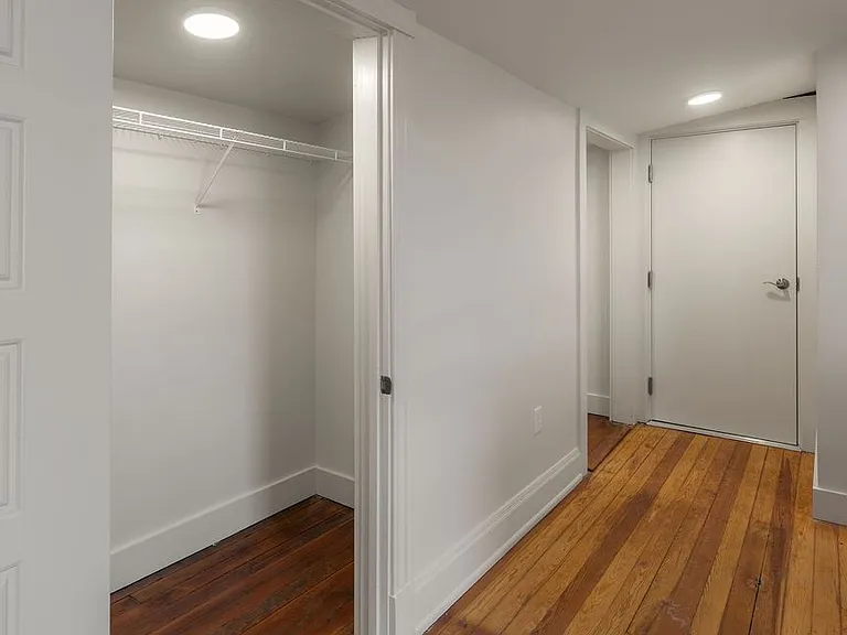 3570 Montgomery Rd — Photo 21
