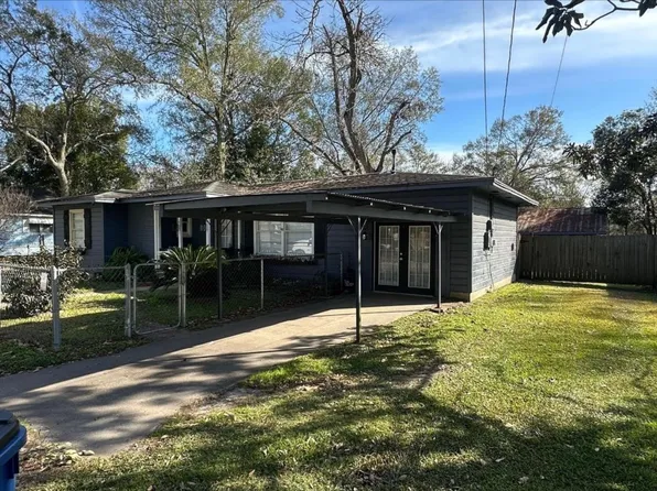 2309 Bradford St, Orange, TX 77630
