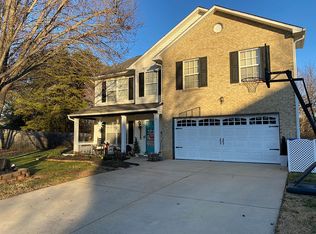 1013 Korner Rock Ct, Kernersville, NC 27284