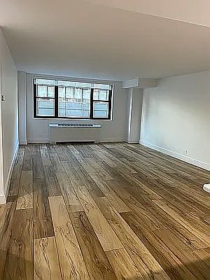 2nd image of 56 Warren St #8