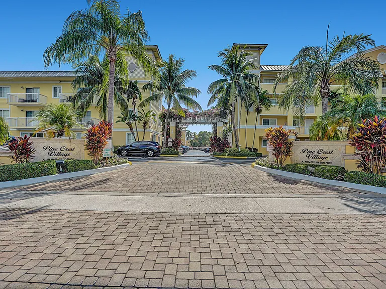 1501 E Broward Blvd #804 — Photo 7
