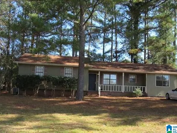 926 Henry Ct SW, Jacksonville, AL 36265
