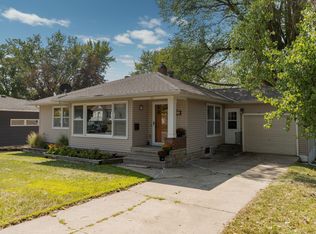 850 East Ave, Zumbrota, MN 55992