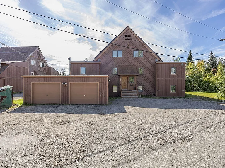 709 Oconnor Rd — Photo 1