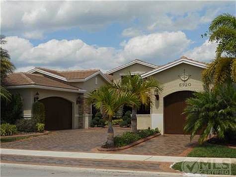 2nd image of 6920 Long Leaf Dr