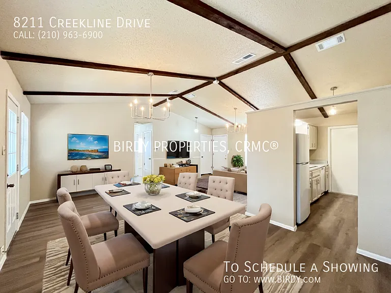 8211 Creekline Dr — Photo 4