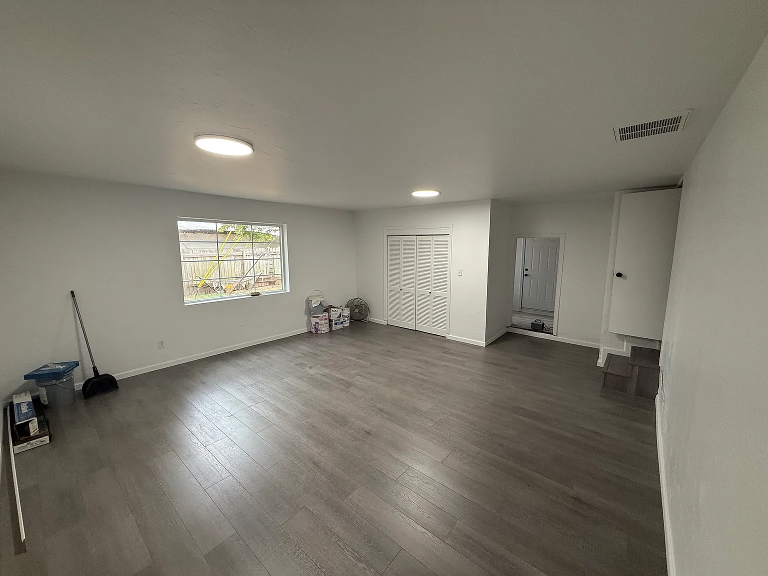 3 bed, 1254 sqft, $1,450 — Photo 4