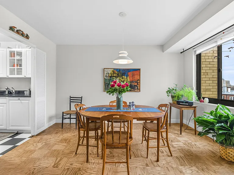 5410 Connecticut Ave NW #811A — Photo 9