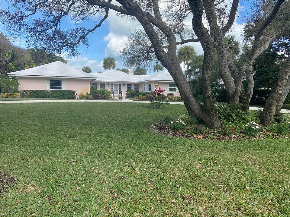 1st image of 971 Greenway Ln