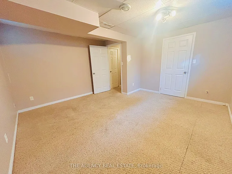 320 Ambleside Dr #44 — Photo 24