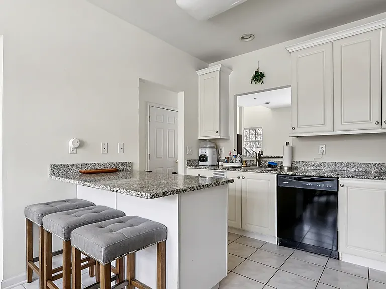 14 W Aspen Way — Photo 7