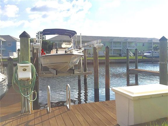 4th image of 4927 Cobia Dr SE