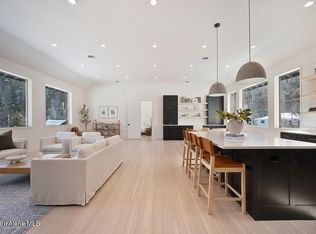 320 Main St, Wardner, ID 83837