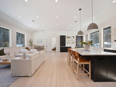 320 Main St, Wardner, ID, 83837