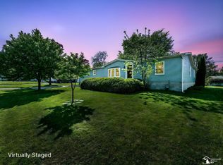 13243 Beaubien St, South Rockwood, MI 48179