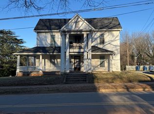 503B S Race St, Statesville, NC 28677