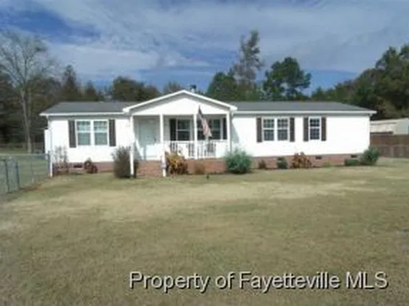 434 Sandy Grove Rd, Parkton, NC 28371