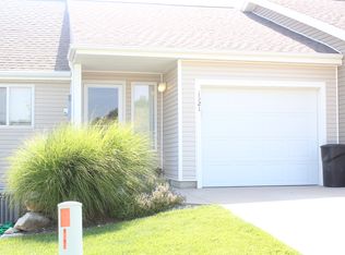 1321 Sundance Dr, Manhattan, KS 66503