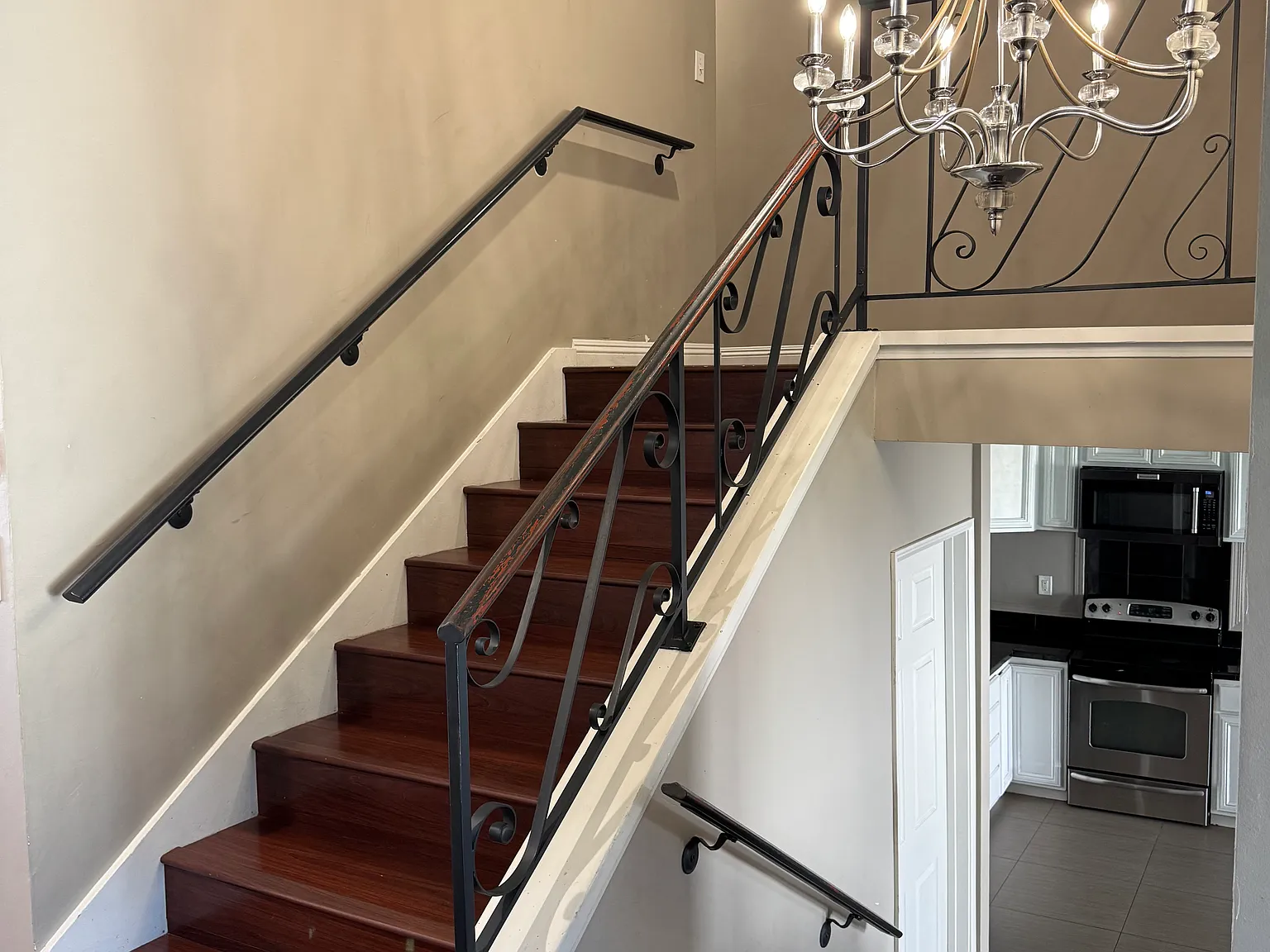 3041 Dardaina Dr — Photo 4