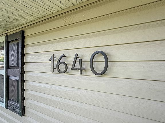 5th image of 1640 Short St