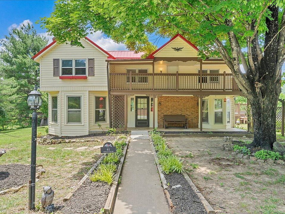 1st image of 41 Oriskany Sq
