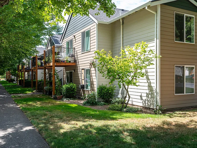 Briarcreek Apartments — Photo 25