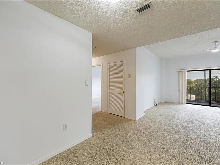 900 Arbor Lake Dr #9-307 — Photo 3