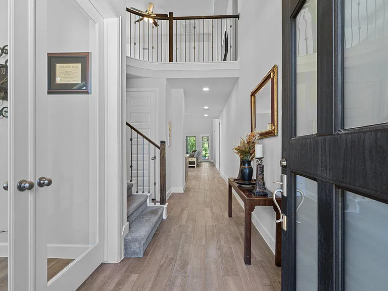 282 Sky Top Dr — Photo 5