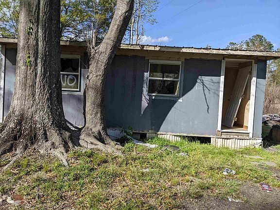 4th image of 355 County Road 561