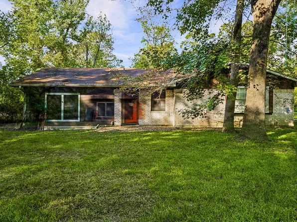 127 Forest Dr, Livingston, TX 77351