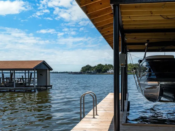 162 Lake Dr, Mabank, TX 75156