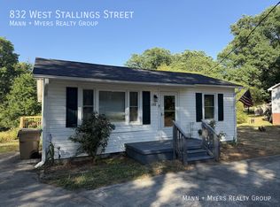 832 W Stallings St, Clayton, NC 27520
