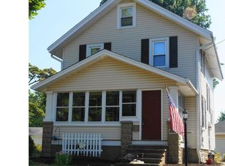225 S Freedom St, Ravenna, OH