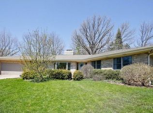 654 Bremer Ct, Glen Ellyn, IL