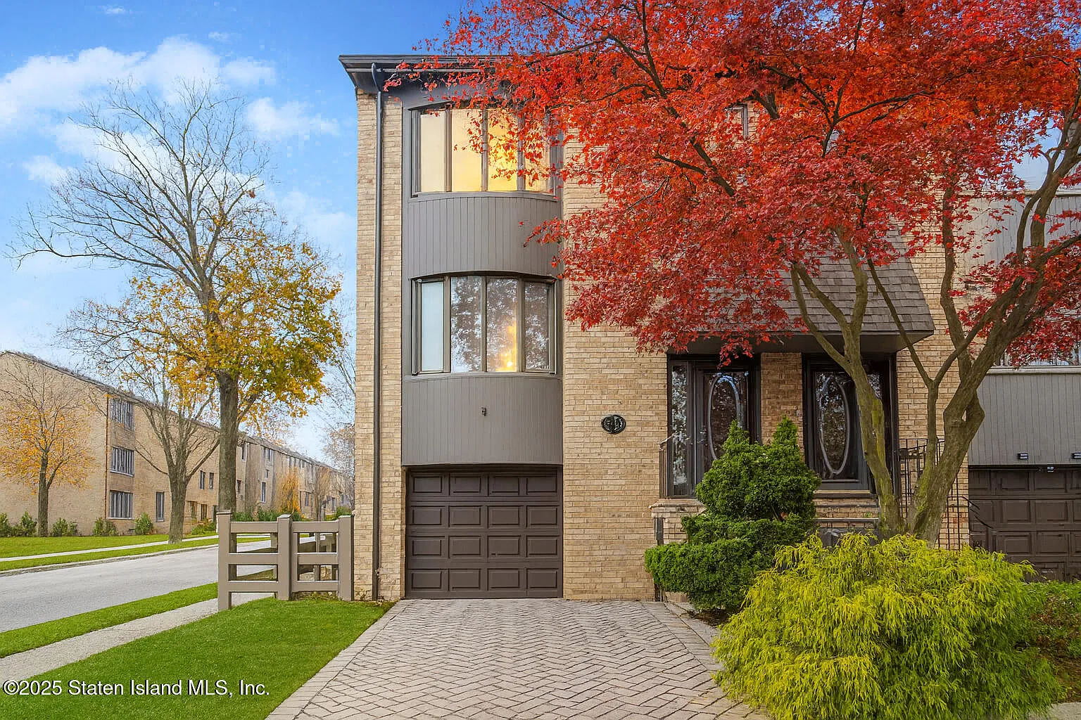 79 Claradon Ln photo 1