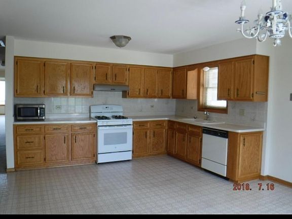 4th image of 5050 W Carol St #1