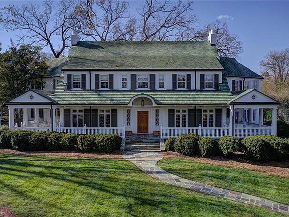 2nd image of 902 Forest Hill Dr