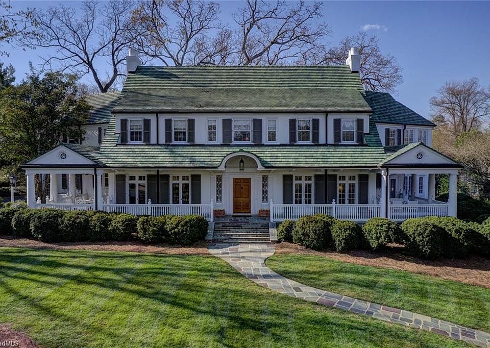 1st image of 902 Forest Hill Dr
