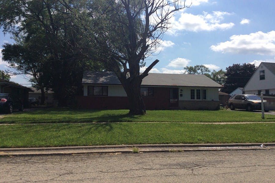 1st image of 8419 Mulligan Ave