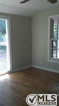 2nd image of 2052 E Irving Blvd