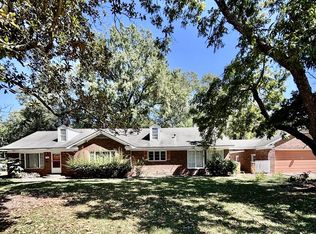 1110 Greenway St, Greenville, MS 38701